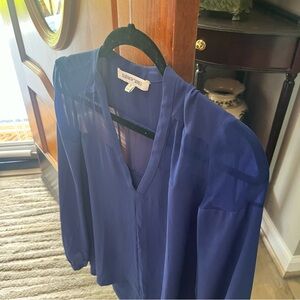 Beautiful Elizabeth and James Blue Silk Dressy Blouse